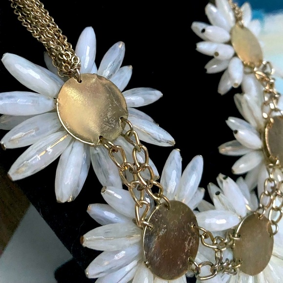 Vintage TED BAKER for Talbot's Aster Burst Daisy Multichain Statement Necklace - Picture 5 of 9